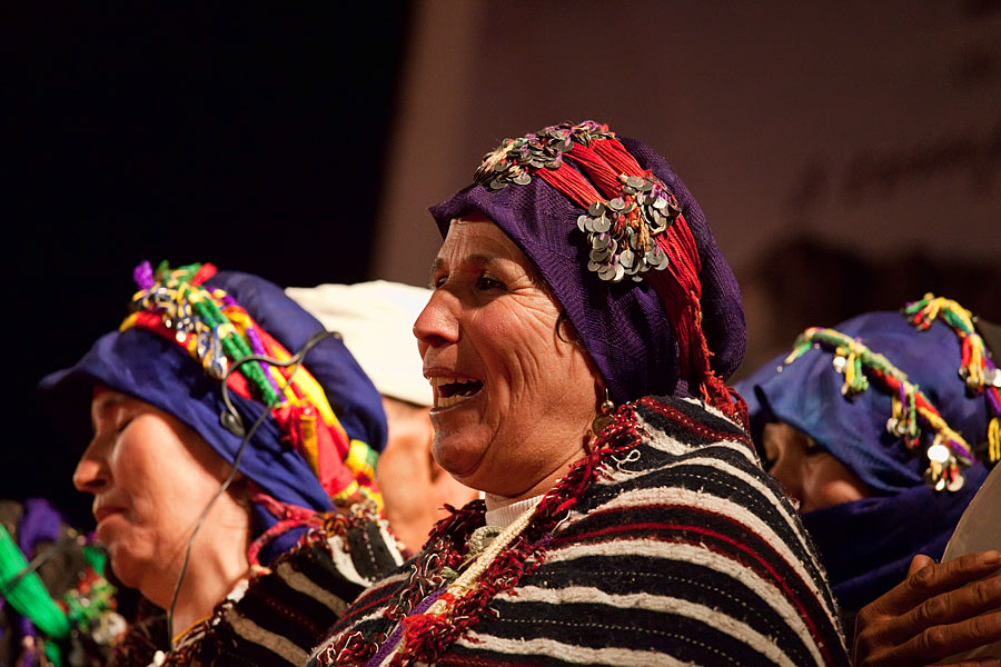  Singers of the Ait Hdiddou  (Ait Haddidou) music group performing at the Imilchil musicfestival